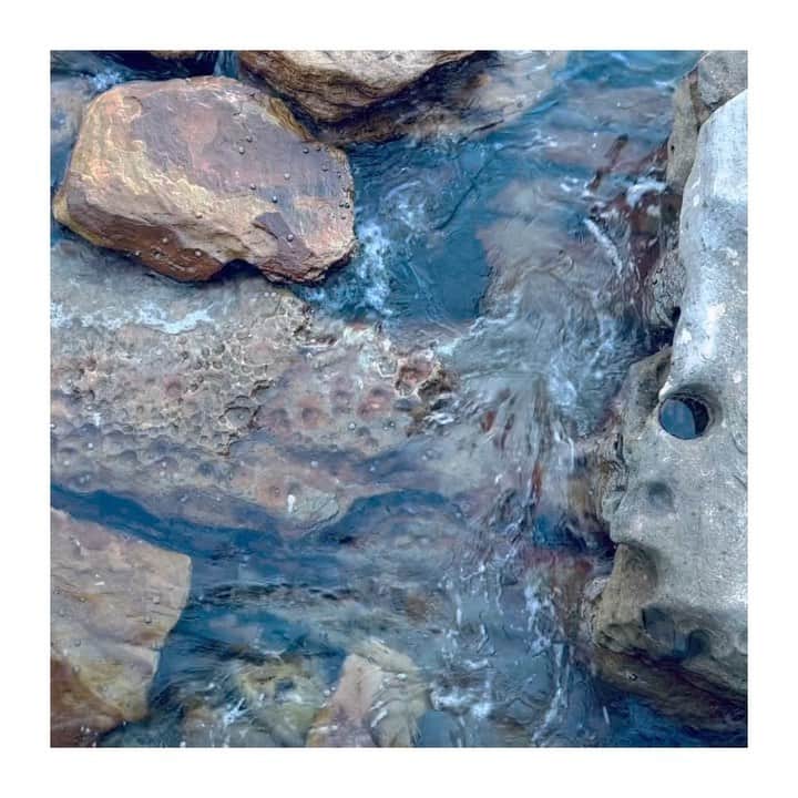 SEN（三辻茜）のインスタグラム：「Let ‘21 just wash away」