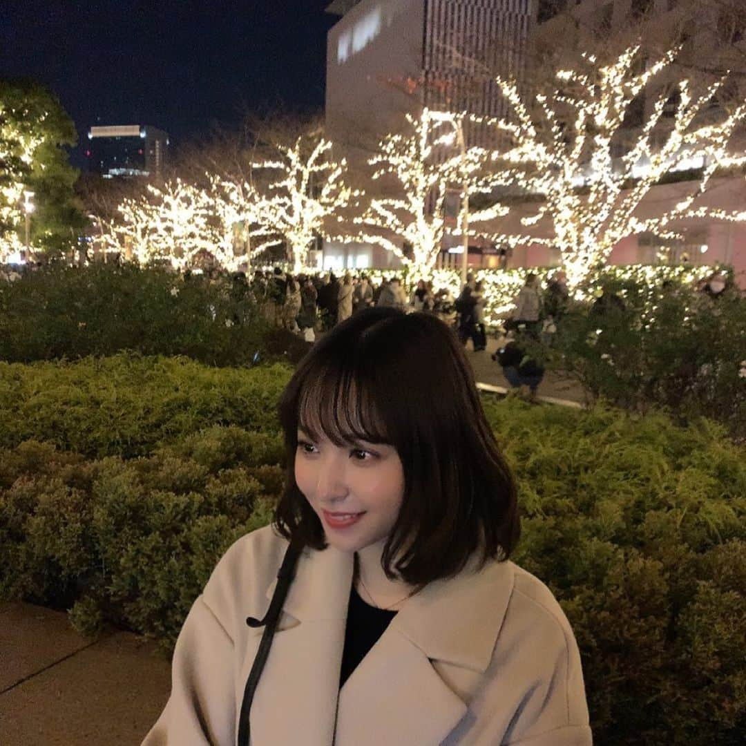 近藤里奈さんのインスタグラム写真 - (近藤里奈Instagram)「. 今年も残りわずか… 2021年もたくさんありがとうございました。2021年は映画かばにグラビア、ゲーム実況など　応援して下った方ありがとうございます♪来年も良いご報告たくさんできるように頑張ります。既にいくつかご報告あります😉楽しみに待っていてください。  それでは、良いお年を🍃」12月31日 16時37分 - rina_kondo_0223