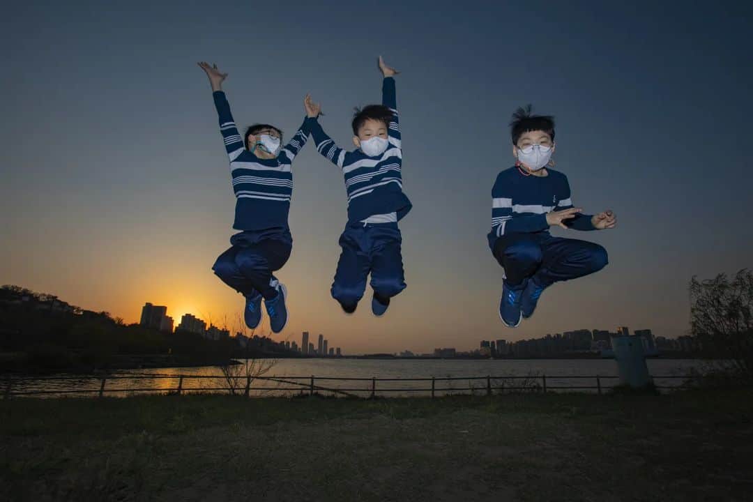ソン・イルグクのインスタグラム：「올 한 해 힘들었던 일 다 날려버리시고 2022년 호랑이해에는 여러분 모두 행복하고 즐거운 일 만 가득하시길 기원하겠습니다!」