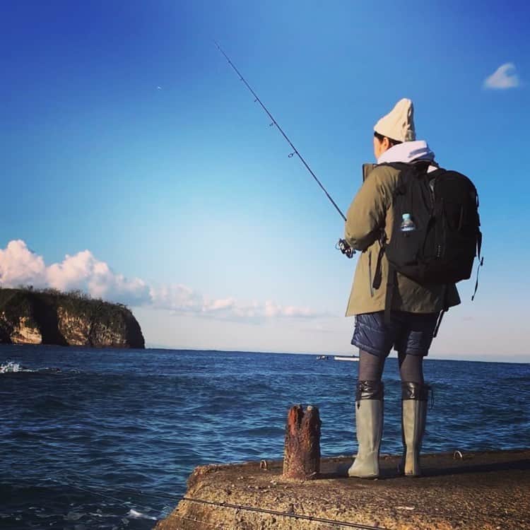 原千晶のインスタグラム：「2021年 間もなく終わろうとしています。皆様今年も本当に ありがとうございました✨  今年のトピックはなんと言っても釣りとの出会い🎣 こんなにものめり込む 楽しみと出会えた事に 感謝です✨  皆様にとっても 2022年が更なるステキな出来事と出会える年で ありますように…」
