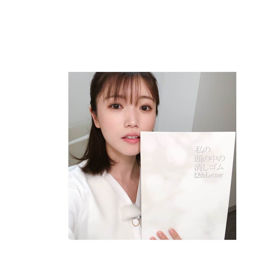 美山加恋さんのインスタグラム写真 - (美山加恋Instagram)「2021年のオフショット上半期  朗読劇から始まり、 ミュージカル、バラエティ、広告、声のお仕事、 いまこうやって写真選ぶのと同時にたくさん思い出が蘇ってきます。  この状況のなかで本当に作品が完成できるのか、 明日にでも目の前のものが消えちゃいそうな日々を送りながら、  その中で必死に積み上げたものが無事に世の中に届くことで喜びに変わる瞬間を、たくさん経験しました。  特に上半期は舞台作品をたくさんやった印象。 劇場に見に来てくださったお客様がくれた言葉や、楽しそうな表情がうれしかったな。」12月31日 18時01分 - miyamakaren