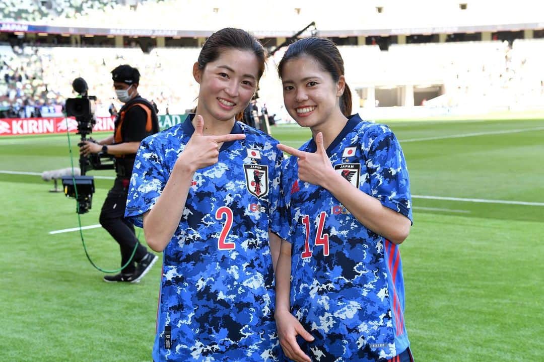 のインスタグラム：「. 2021年ありがとうございました☺️  良いお年を🎍  ©︎JFA」