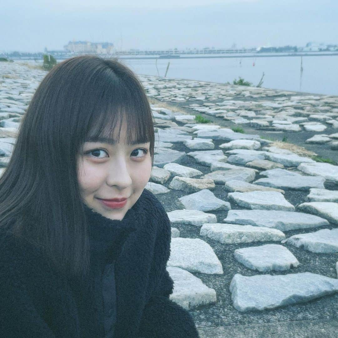 大野帆香さんのインスタグラム写真 - (大野帆香Instagram)「2021年 本当にありがとうございました。 今年はとても環境が変わった1年間で 大学生になったり一人暮らしを始めたり 新しい経験をたくさんできました🌸 そして昨日、年内目標だったYouTube10万人 無事達成することができました。 応援してくれている方々のおかげです。 ありがとうございます😭 そして、1番お世話になったななちゃん。 YouTubeの動画でたくさん気持ちは伝えたので ここでは言わないけれど本当にななちゃんが いてくれたから今年も頑張れました。 最高の相方です。🦑 いつも力を貸してくれたマネージャーさん、 事務所の方々にも感謝の気持ちを忘れず 来年も頑張ります！ 2022年のいかみりんもよろしくお願いします。」12月31日 19時29分 - honoka__719