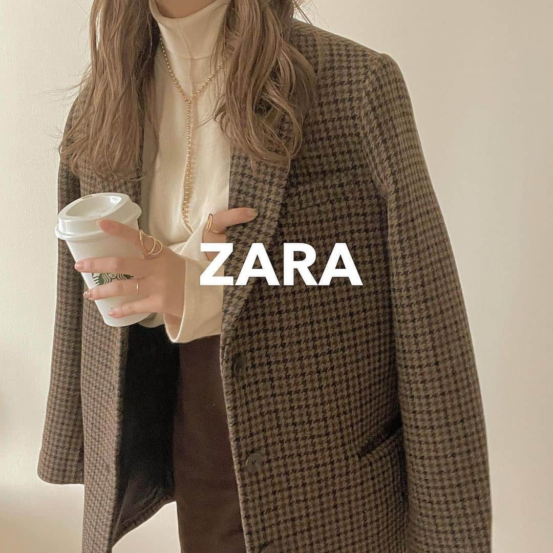 R i R y (リリー)さんのインスタグラム写真 - (R i R y (リリー)Instagram)「『ZARAおすすめアイテム🧶』　　  ZARAのおすすめアイテムをご紹介🧶 ぜひ参考にしてみてください♪  ✴︎---------------✴︎---------------✴︎ ▶▶掲載する写真を募集中📸 カワイイ写真が撮れたら、@velle.jp をタグ付けするか、ハッシュタグ #velle_jp をつけて投稿してみてね♪ velle編集部と一緒にカワイイで溢れるvelleを創っていこう😚🤍  ✴︎---------------✴︎---------------✴︎ #プチプラコーデ #プチプラファッション #着回しコーデ #淡色コーデ #くすみカラー #ベージュコーデ #消えそうな色コーデ #骨格ウェーブコーデ #淡色カジュアルコーデ #カフェコーデ #ベージュコーデ #ベージュ族 #冬服コーデ #ユニクロ #ニット #ニットベストコーデ #ニットコーデ #ZARA #ザラ購入品 #ザラコーデ #ZARAコーデ #ザラ女 #ザラ購入品 #zara購入品」12月31日 20時00分 - velle.jp