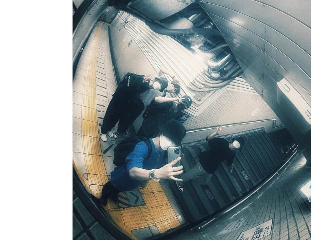 古瀬直輝さんのインスタグラム写真 - (古瀬直輝Instagram)「💜🤍」12月31日 21時15分 - kosenaoki_