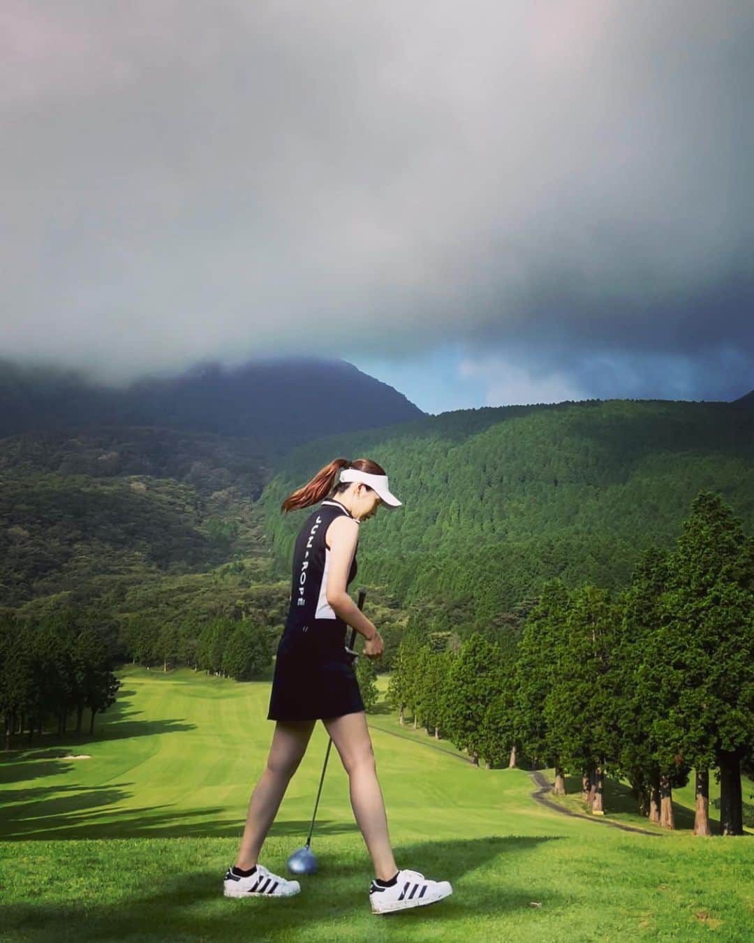 misaki saitoさんのインスタグラム写真 - (misaki saitoInstagram)「thank you 2021  皆さま良いお年を🎍  #大晦日 #年末 #ゴルフが好きになった年でした #golf #golfgirl  #thankyou #2021」12月31日 21時31分 - misk_3110