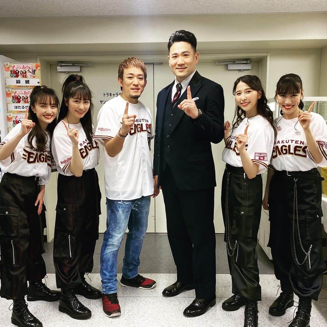 ファンキー加藤さんのインスタグラム写真 - (ファンキー加藤Instagram)「⚾️ #ももいろ歌合戦 #2021年 #歌い納め #吼えろ #ありがとうございました  #ももクロ #ももいろクローバーZ #田中将大 #マー君 #ファンキー加藤」12月31日 21時31分 - funkykato_funkykato_funkykato