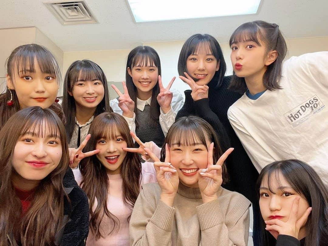 稲場愛香さんのインスタグラム写真 - (稲場愛香Instagram)「🌈 Hello! Project Year-End Party 2021  ～GOOD BYE & HELLO ! ～ ⁡ 3公演ありがとうございました！ ⁡ ⁡ 今年もお世話になりました。✨ ⁡ ⁡ そして段原瑠々ちゃんとサブリーダーに就任させて頂きました。 私たちらしく頑張ります😊 ⁡ 来年もどうぞよろしくお願いします！ ⁡ ⁡ #juicejuice #稲場愛香 #ハロプロ #コンサート #大晦日  #サブリーダー #よろしくお願いします」12月31日 21時49分 - manaka_inaba.official