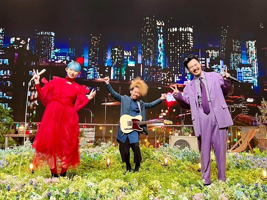 PORINのインスタグラム：「どうもありがとうございました！BIGLOVE❤️‍🔥❤️‍🔥❤️‍🔥 #紅白歌合戦2021」