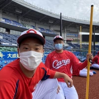 塹江敦哉さんのインスタグラム写真 - (塹江敦哉Instagram)「2021年も応援ありがとうございました。  チームの力になることが出来ず悔しいと思うことが多いシーズンでした。 今年の経験を来シーズンに生かし、カープの優勝の力になれるように精進します。 来年は沢山のファンの前でプレーできることを願っています！ 皆様良いお年をお迎えください。」12月31日 23時01分 - atsuya_horie