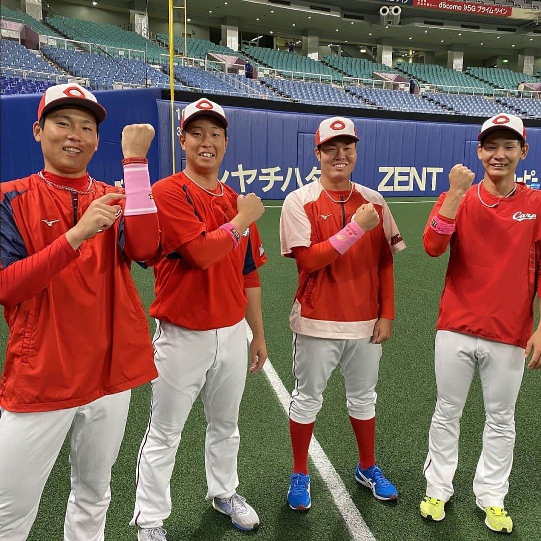 塹江敦哉さんのインスタグラム写真 - (塹江敦哉Instagram)「2021年も応援ありがとうございました。  チームの力になることが出来ず悔しいと思うことが多いシーズンでした。 今年の経験を来シーズンに生かし、カープの優勝の力になれるように精進します。 来年は沢山のファンの前でプレーできることを願っています！ 皆様良いお年をお迎えください。」12月31日 23時01分 - atsuya_horie
