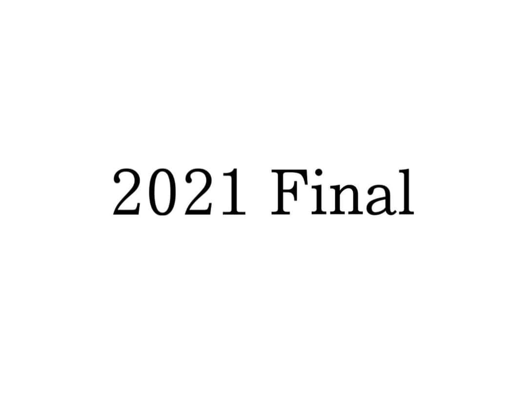 荒尾怜音さんのインスタグラム写真 - (荒尾怜音Instagram)「Good-by 2021  Welcome 2022 ・ ・ ・ ・ ・ #今年も笑顔で過ごせたよ #来年も笑顔全開で楽しもう」12月31日 23時16分 - reon_w.u.vb