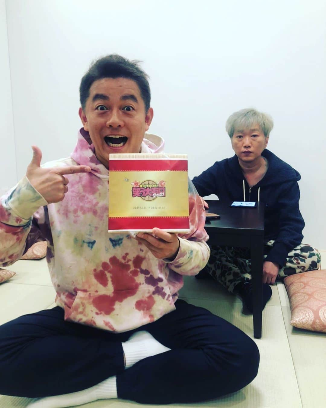 小沢一敬さんのインスタグラム写真 - (小沢一敬Instagram)「来年もよろしくお願いします」12月31日 23時22分 - ozawakazuhiro