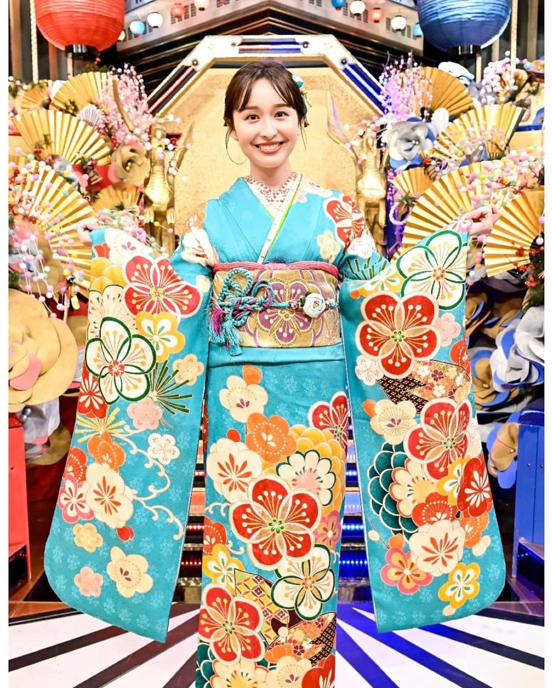 宇賀神メグさんのインスタグラム写真 - (宇賀神メグInstagram)「🎍  . .  明けまして おめでとうございます。 今年もよろしくお願い致します。  . 元日の今夜9時から ドリーム東西ネタ合戦2022 が放送されます！ 西軍は若林アナウンサー、東軍は私がアシスタントを 務めております。  笑い初めはぜひこちらで☺️🐯  . .  着物→furisodemode  #ドリーム東西ネタ合戦  #若林有子 #宇賀神メグ #元日 #笑い始め #笑顔溢れる一年に #🐯」1月1日 10時51分 - ugajin_megu