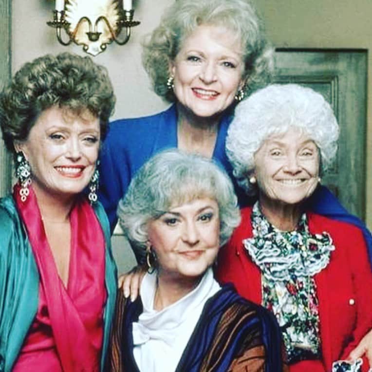 P!nk（ピンク）のインスタグラム：「I spent my entire 20’s watching Golden Girl re-runs. It made me feel less lonely. I loved Betty White- just like the rest of us. To me, she was and will be forever a constant reminder of how kindness can actually win. What a legend ❤️RIP」