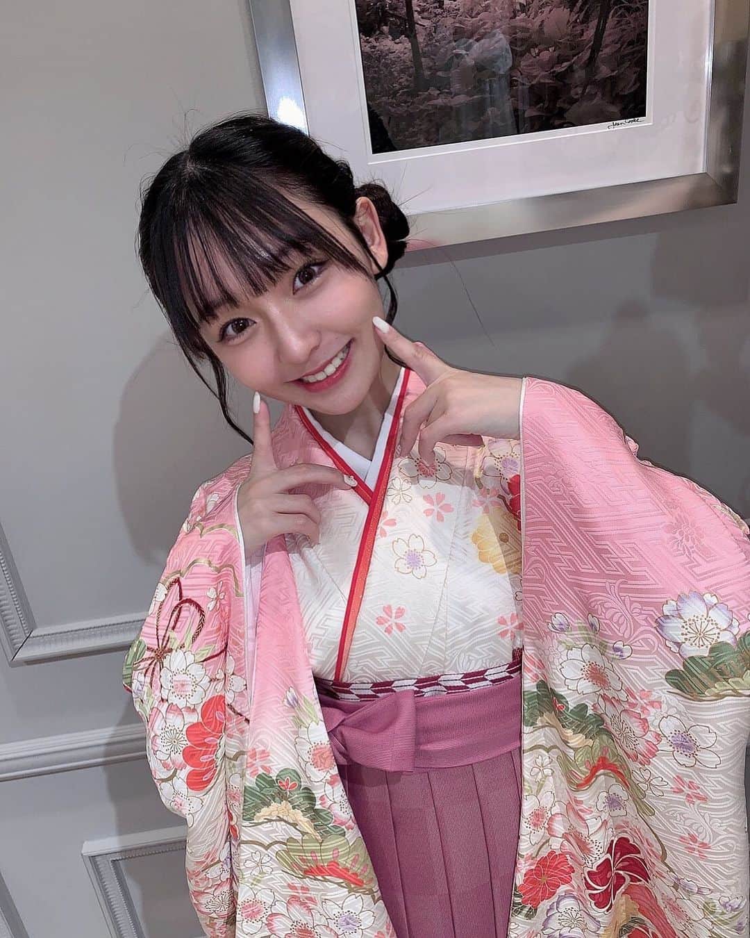 尾野寺みさのインスタグラム：「⁡ ⁡ ⁡ ⁡ 新年連続での告知失礼致します！ ⁡ 『IDOLFILE vol.25 HAKAMA』に掲載させていただく事が決定いたしました🎍⛩ ⁡ 発売が1月末らしいです！ ⁡ また呼んでいただけたら嬉しいし、トークイベントなんてできたら幸せだなぁって思ってます！ ⁡ 皆さんぜひお手になさってください！ ⁡ ⁡ #告知  #袴 #新年 #撮影 #モデル #雑誌 #オフショット」