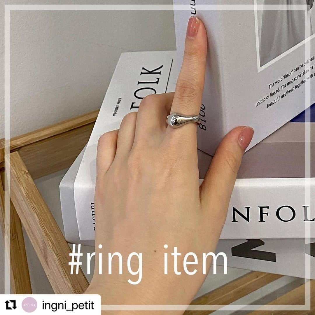 INGNI STOREさんのインスタグラム写真 - (INGNI STOREInstagram)「#Repost @ingni_petit with @make_repost ・・・ 【INGNIのring item💍】 ⁡ INGNI  web 限定🤍 accessory✨ ⁡ 今回は現在販売中のリングのご紹介♩ 一年中使えるリングは お洒落必須アイテム✔︎ ⁡ お洋服のプラスワンでGETされてみては🤍? ⁡ ⁡ #INGNI #AW #冬 #購入品 #プチプラ #コート #ジャケット #きれいめ #かわいい #SALE #小物 #リング #アクセ」1月1日 20時58分 - ingnistore