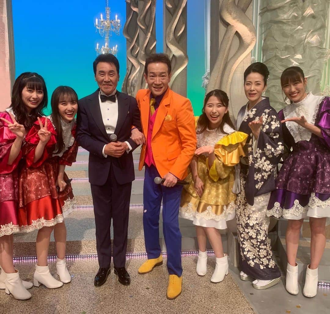 のインスタグラム：「🎍謹賀新年🎍 2022年もどうぞ宜しくお願い致します！  本日 2022年1月1日（土） BS朝日18:00〜 人生歌がある　 お正月！5時間スペシャル‼️ 是非ご覧ください🎍🌄  📸 #田原俊彦 さん　#坂本冬美 さん #ももいろクローバーZ  #佐々木彩夏 さん#百田夏菜子 さん #玉井詩織 さん#高城れに さん  #五木ひろし#hiroshiitsuki #人生歌がある」
