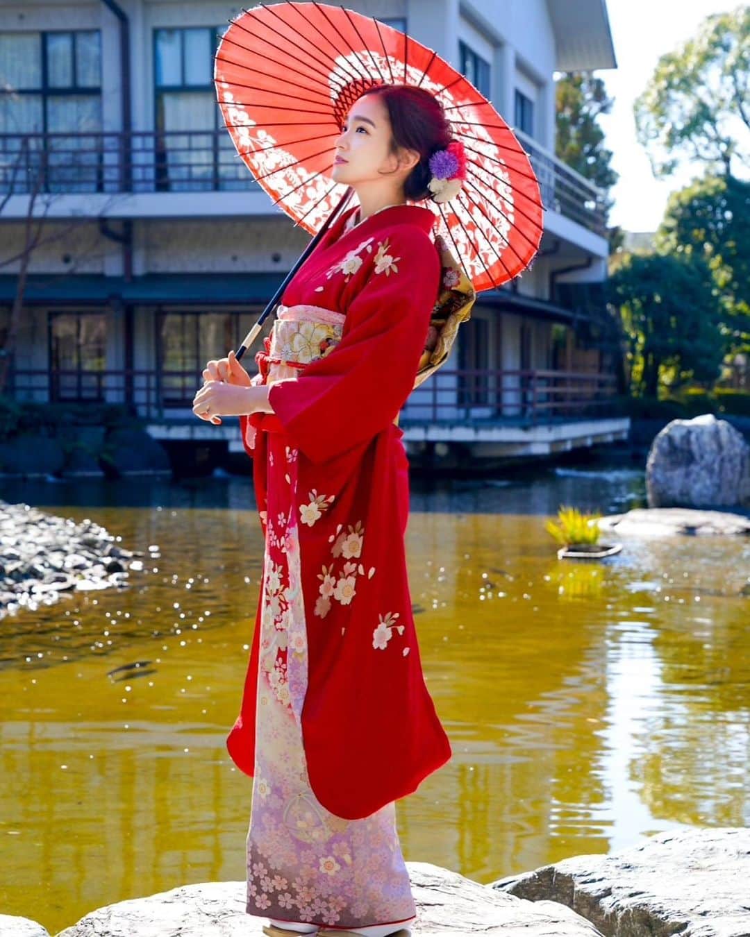 太田麻美のインスタグラム：「明けましておめでとうございます🎍㊗️🎌✨ 皆様にとって笑顔が溢れる幸せな1年になりますように✨ 2022年も宜しくお願いします🐯❤️  #ahappynewyear #happynewyear #元旦 #2022年」