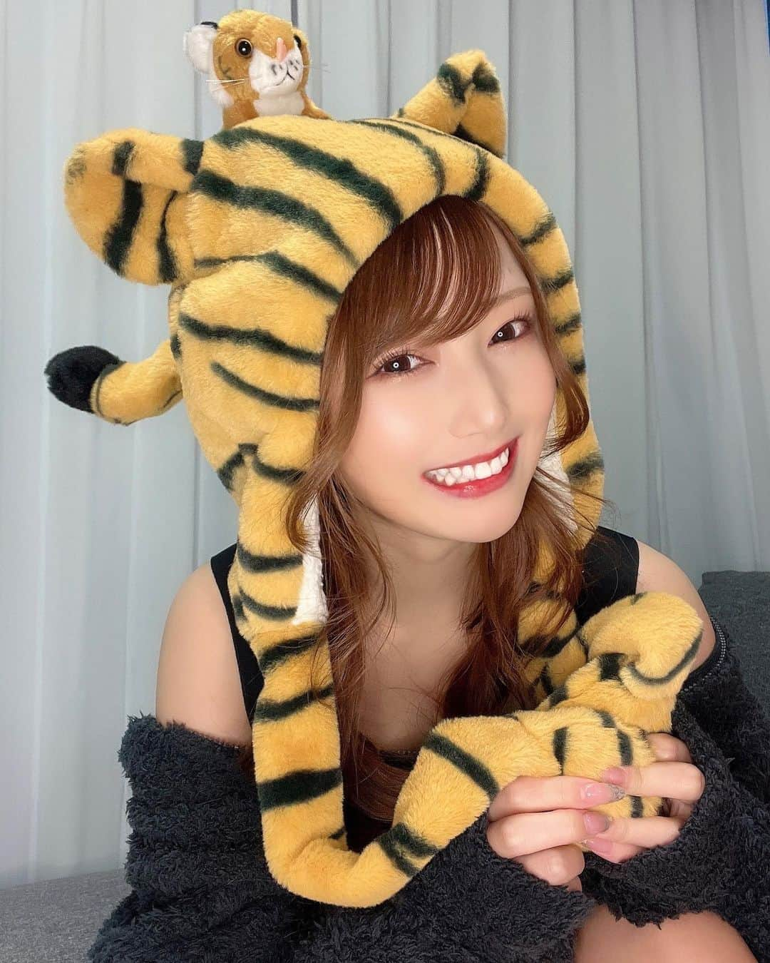 西宮ゆめのインスタグラム：「あけましておめでとうございます🐯🎍  今年もよろしくね！！！！！」