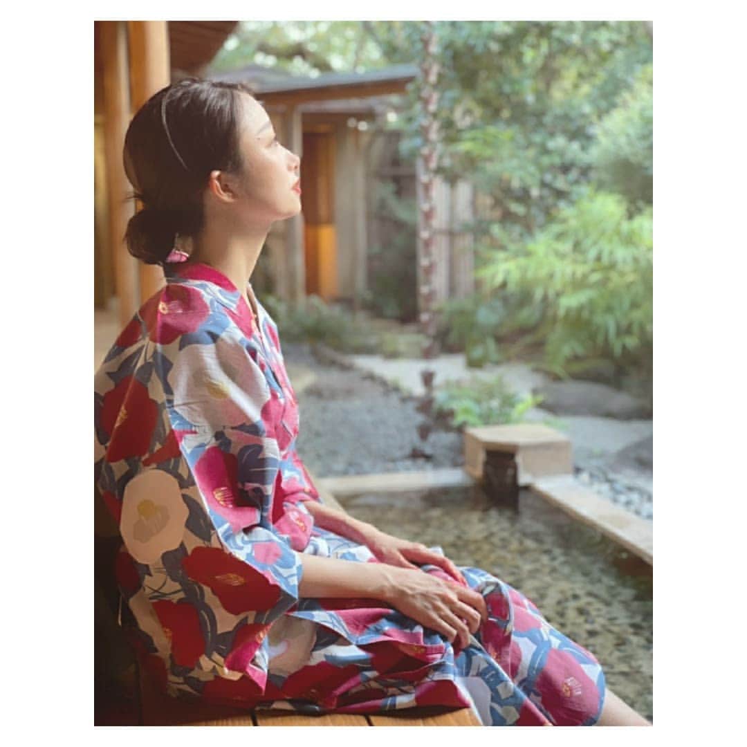 のインスタグラム：「2022  睫毛も心も上向きに◎ ってことで 本年もよろしくお願いいたします。  そういえば、丹羽が出演していた 義母と娘のブルースが 再放送されていたみたいです。 連絡くれた方達ありがとう♡  そして  今年も愛する人たちの笑顔を たくさん拝ませてくれ  よろにゃこ！」