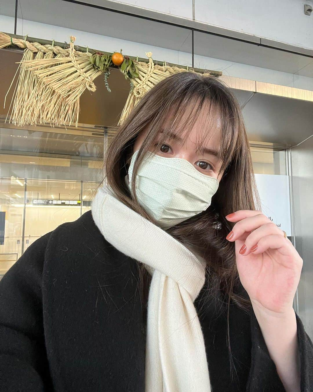 菅本裕子さんのインスタグラム写真 - (菅本裕子Instagram)「実家へ！福岡の北九州市だよ🤍 ㅤ ㅤ 3日ほどゆっくりします🎍  ㅤ ㅤ みんなも素敵なお正月を！」1月1日 18時09分 - yukos0520