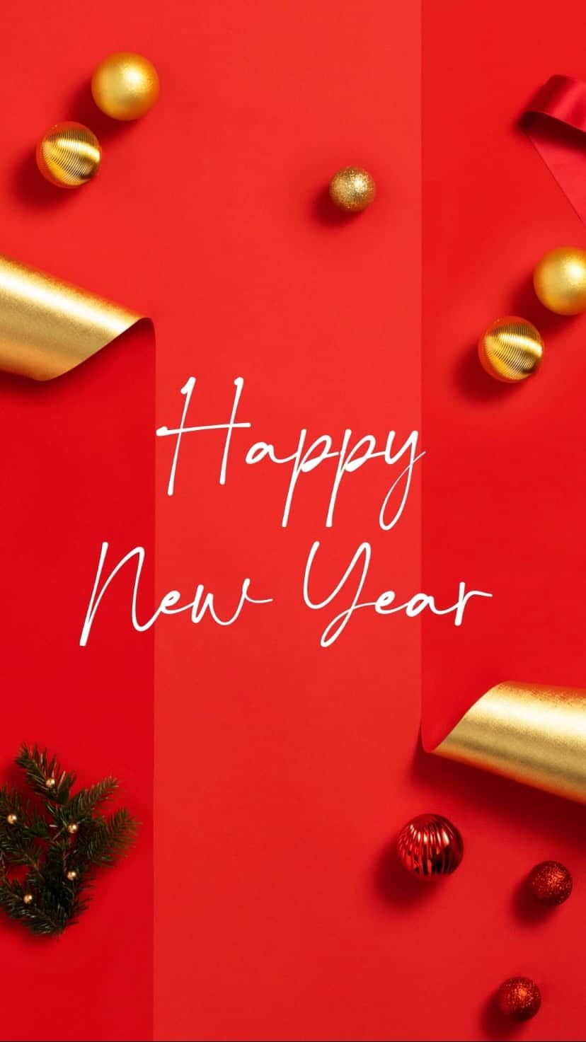カナーリのインスタグラム：「We wish you and your loved ones a bright 2022, filled with smiles and optimism. #Canali1934」
