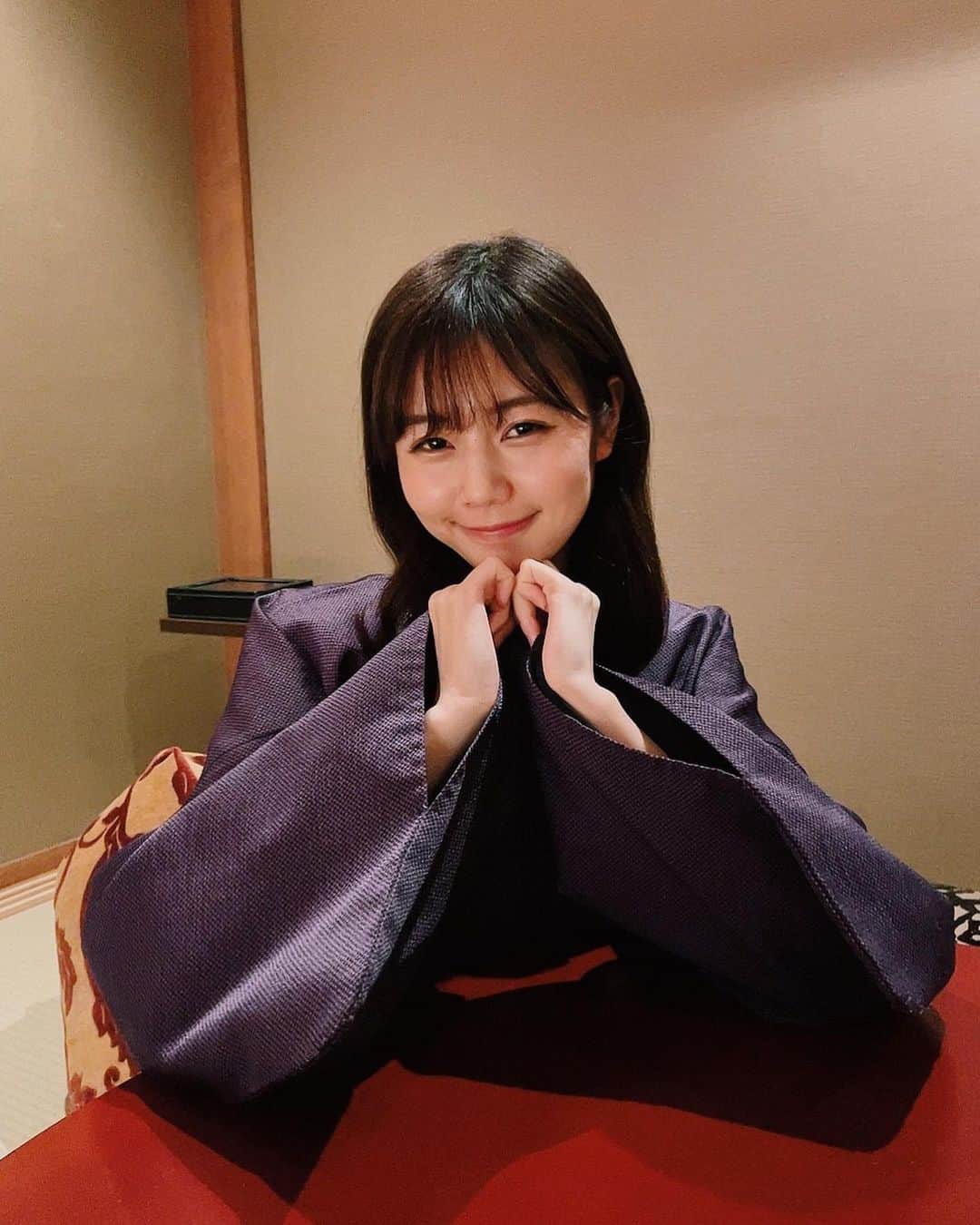 杉浦みずきのインスタグラム：「. 新年明けましておめでとうございます🎍⛩ 今年も宜しくお願いします✨  今年は、色んなことに挑戦していけたらなあと思っております😊  いっっっぱい笑って 明るい一年になりますように！！！  頑張るぞ〜〜〜！  2022年　元旦🐯」