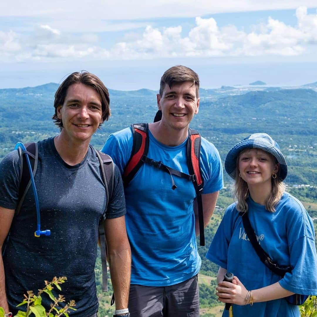 ジェームズ・フェルプスさんのインスタグラム写真 - (ジェームズ・フェルプスInstagram)「A few weeks ago @maisie_williams joined @oliver_phelps and I for a trip to St Lucia for our new show (this is up at the top of Gros Piton mountain!) Huge thanks to Maisie for being awesome and the people of St Lucia for such a special trip. We can't wait to show you all.  P.S. Yes that second photo is from my hotel room!  #stlucia #grospiton」1月1日 22時54分 - jamesphelps_pictures