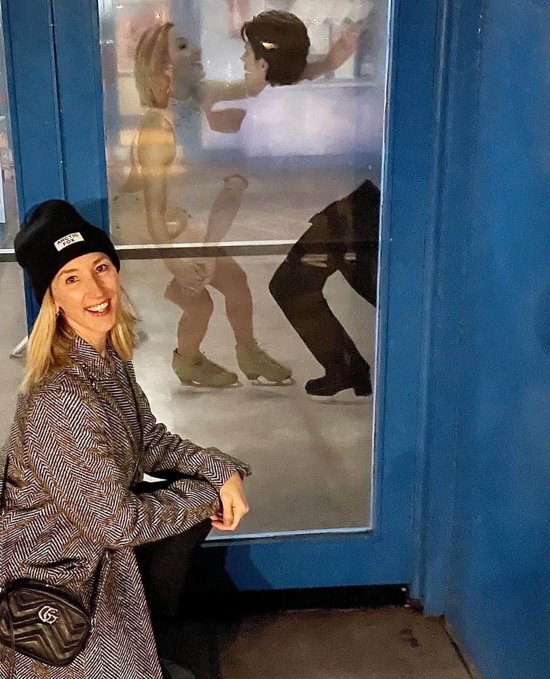 シネイド・ケアーのインスタグラム：「Finally got round to a Scotland drop❤️ So happy to have been able to get home for Christmas😊🎄🥂」