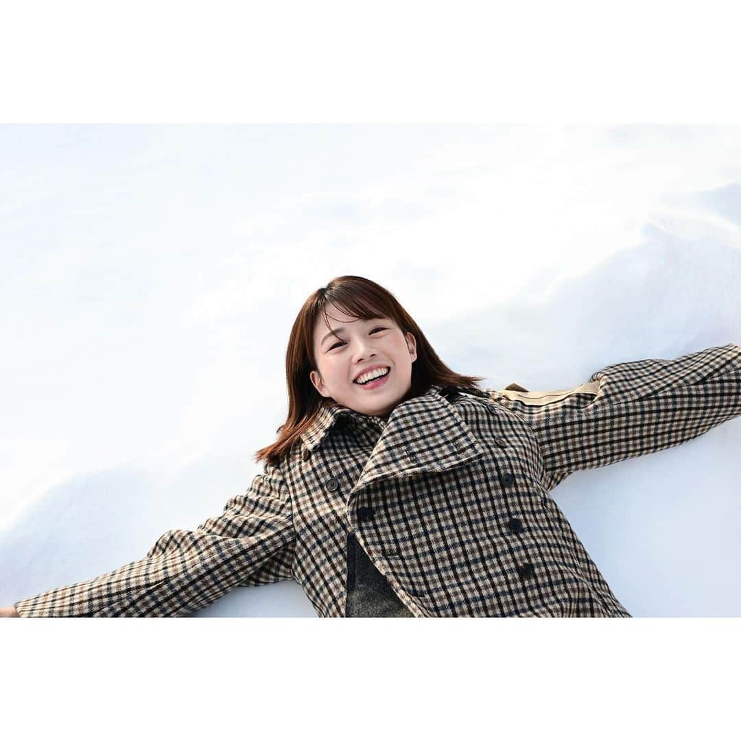 田中萌さんのインスタグラム写真 - (田中萌Instagram)「* こんなに雪が多いの久しぶりに見た😇 実家でまったり  #山形#自宅の庭#お正月#あけましておめでとうございます」1月2日 15時21分 - moetanaka_ex