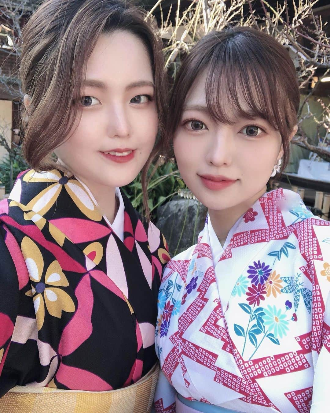 八千恵(やっちん)さんのインスタグラム写真 - (八千恵(やっちん)Instagram)「妹と着物きて初詣⛩🤍 . 今年は２回おみくじ引いたけどどっちも吉✌︎（笑） . . #着物 #お正月 #着物ヘア #着物コーデ  #2022」1月2日 16時40分 - ya____ch