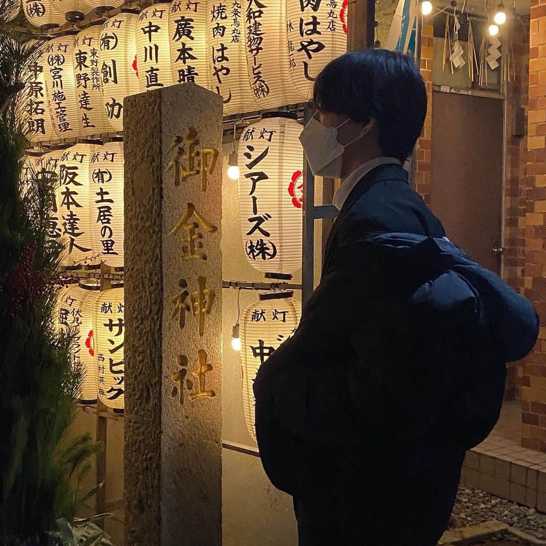 福村飛翔さんのインスタグラム写真 - (福村飛翔Instagram)「御金神社。💰🗝   #初詣  #モノクロ  #03  #福村飛翔」1月2日 22時43分 - 3bebi