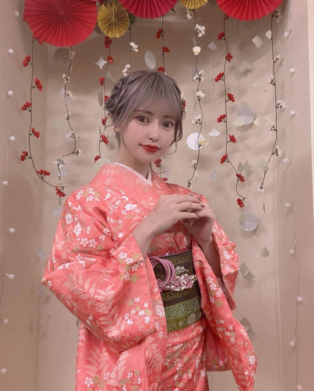 まりなちゃんのインスタグラム：「あけおめ2022🐯」