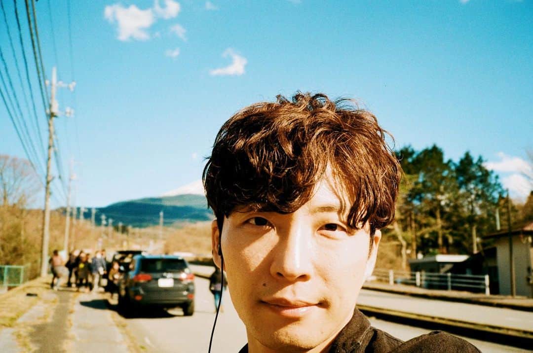 星野源さんのインスタグラム写真 (星野源Instagram)「ありがとう🍈🍞 MIU404全話一挙放送SP」1月3日 5時50分 iamgenhoshino
