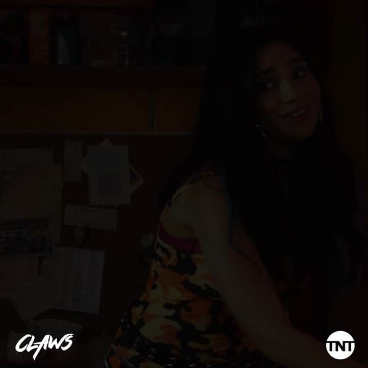 のインスタグラム：「Tonight. 9/8c. @clawstnt. #clawsout #lovethesewomen✊🏽♥️👑」