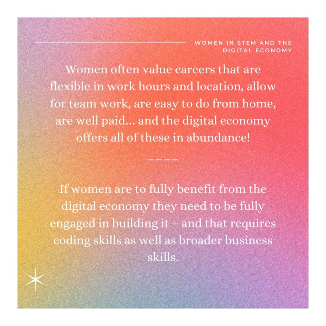 エマ・ワトソンさんのインスタグラム写真 - (エマ・ワトソンInstagram)「WOMEN IN STEM & THE DIGITAL ECONOMY - Good news ladies, the digital economy is a goldmine of opportunity (with higher paying salaries!), and it desperately wants more women to join force. Karlie Kloss @karliekloss is one powerhouse who recognizes this and has created the very successful Kode With Klossy Program @kodewithklossy 👩‍🔬💻🤍  But to further explain (and encourage!) why women should be involved in building the digital economy - here is some key information!」1月3日 8時57分 - emmawatson