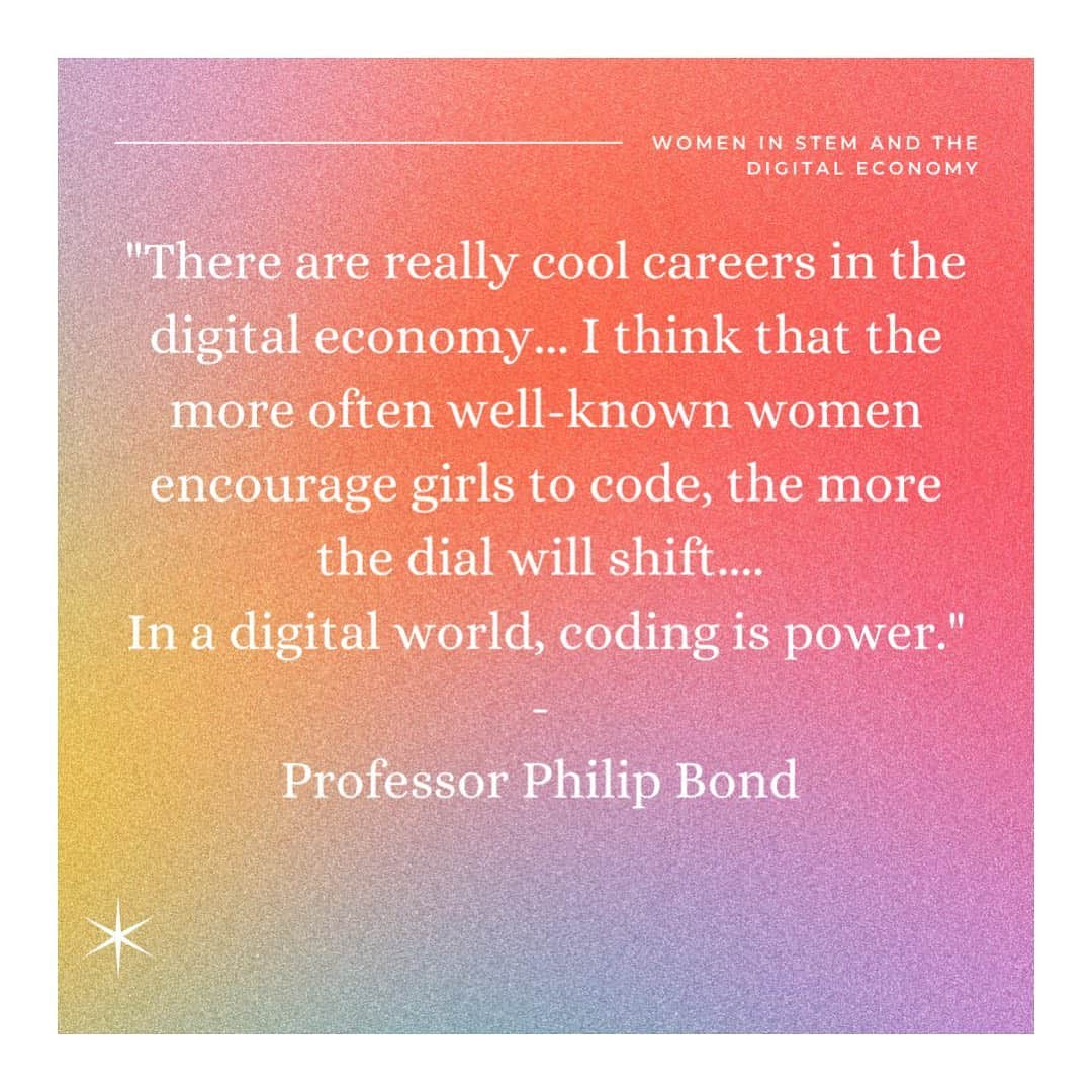 エマ・ワトソンさんのインスタグラム写真 - (エマ・ワトソンInstagram)「WOMEN IN STEM & THE DIGITAL ECONOMY - Good news ladies, the digital economy is a goldmine of opportunity (with higher paying salaries!), and it desperately wants more women to join force. Karlie Kloss @karliekloss is one powerhouse who recognizes this and has created the very successful Kode With Klossy Program @kodewithklossy 👩‍🔬💻🤍  But to further explain (and encourage!) why women should be involved in building the digital economy - here is some key information!」1月3日 8時57分 - emmawatson