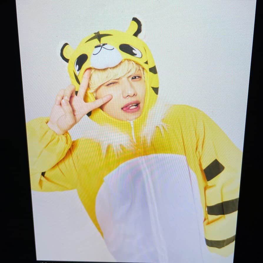 日之出莉久のインスタグラム：「ピチピチギャルです！」