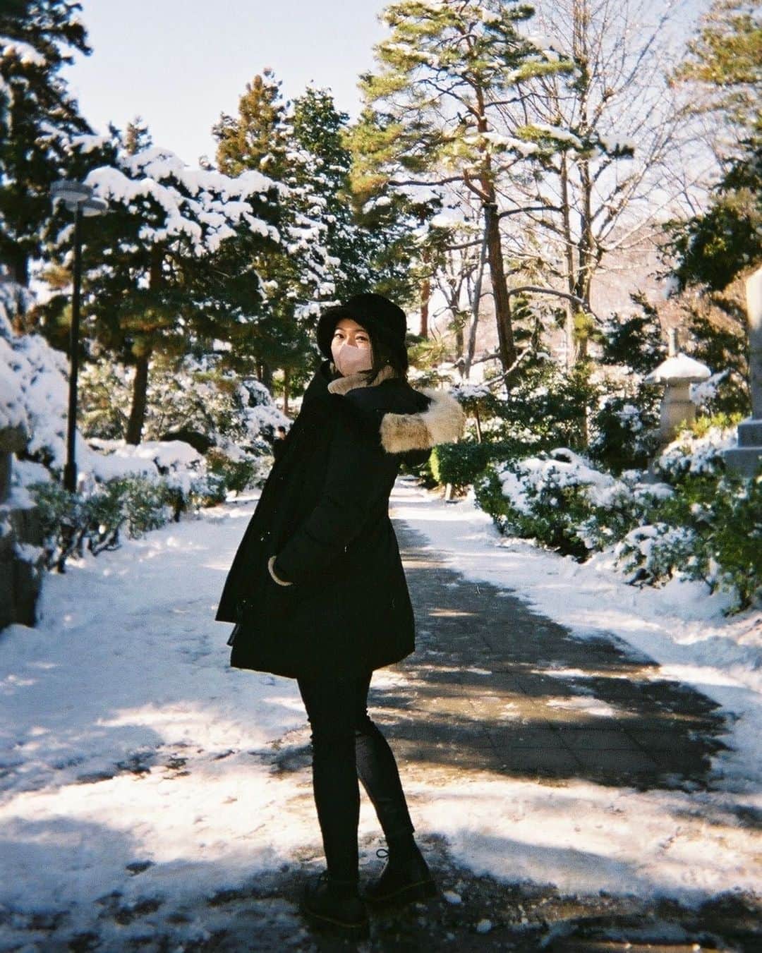 宮坂楓のインスタグラム：「. あけましておめでとうございます🎍 久しぶりに長野の冬を感じれて 幸せでした。 さぁ、がんばるぞ！」