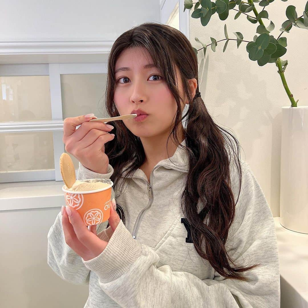 ちとせよしのさんのインスタグラム写真 - (ちとせよしのInstagram)「おすすめのアイス屋さん🍨 美味しかった(*´-`*)  #恵比寿カフェ #japaneseiceouca #櫻花」1月3日 20時47分 - chitose_yoshino