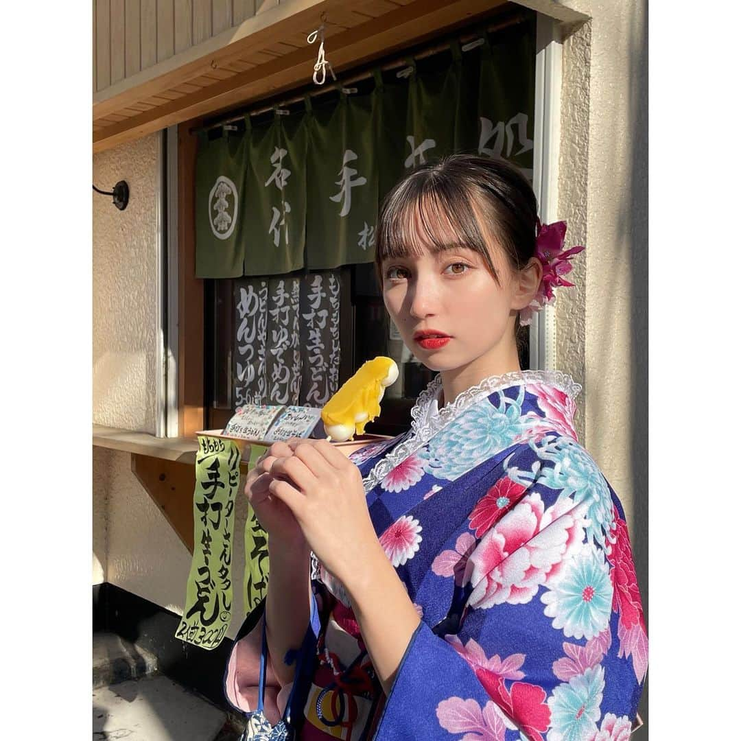 神谷侑理愛さんのインスタグラム写真 - (神谷侑理愛Instagram)「川越で食べ歩き🍹 ⁡ なぜか着物は毎回青っぽいものを選んでしまう、、🌏 美味しいもの沢山食べれて大満足ですっ。笑 ⁡ ⁡ #川越 #小江戸 #着物 #着物ヘア #川越巡り #川越散策 #川越食べ歩き #川越グルメ #川越市 #着物レンタル #着物コーディネート #着物コーデ #着物女子 #高校生 #jk #jkブランド #sjk #jk2 #jkの素敵な思い出」1月3日 20時55分 - yuria_kamiya