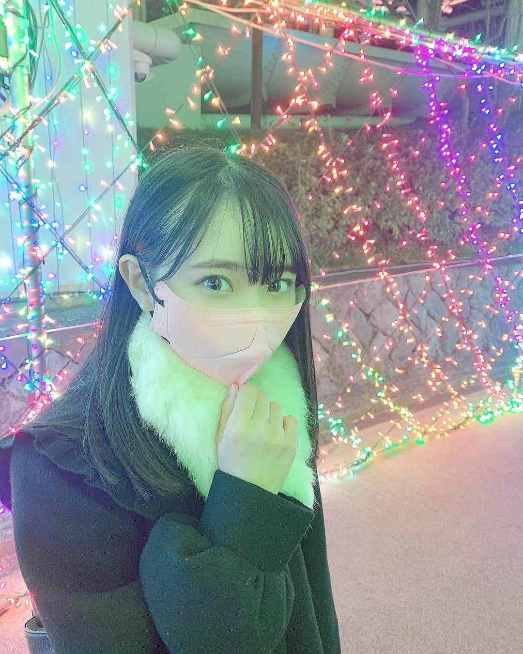 竹本くるみさんのインスタグラム写真 - (竹本くるみInstagram)「パパが撮ってくれた写真❄️  東京に久しぶりに帰って、たくさん遊べて幸せです☺️ イルミネーションがとっても綺麗でした〜〜」1月3日 20時56分 - kuru02_hkt