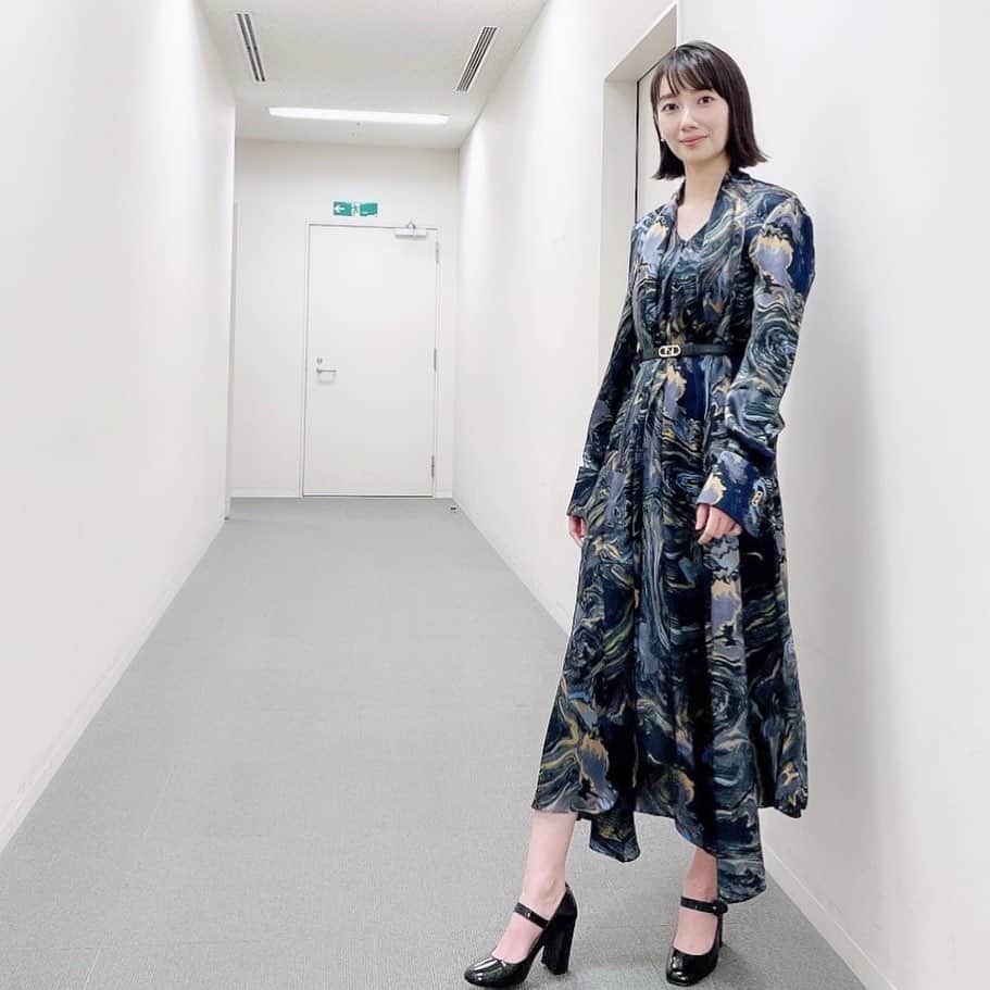 波瑠のインスタグラム：「最弱お返ししてきました🃏」