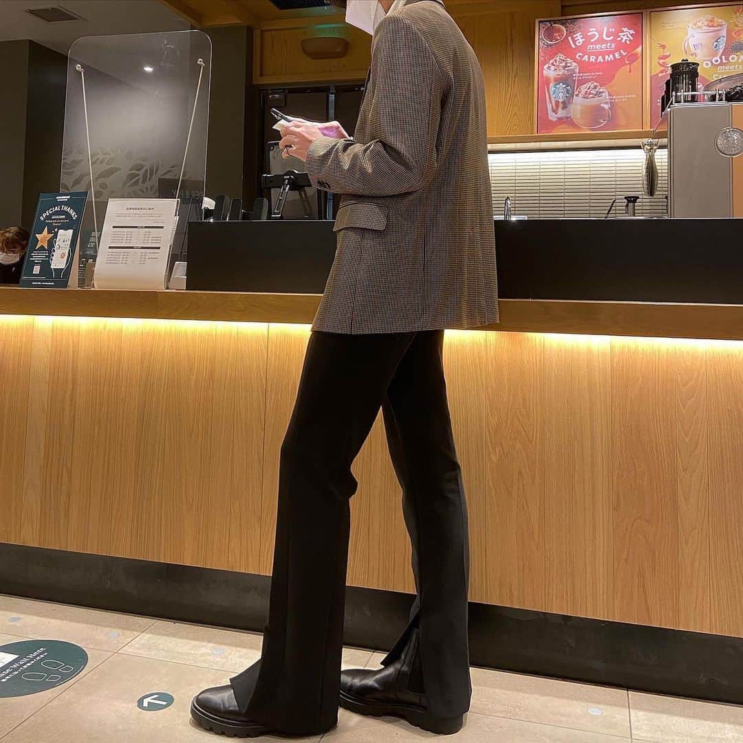 のインスタグラム：「🕴   #03」