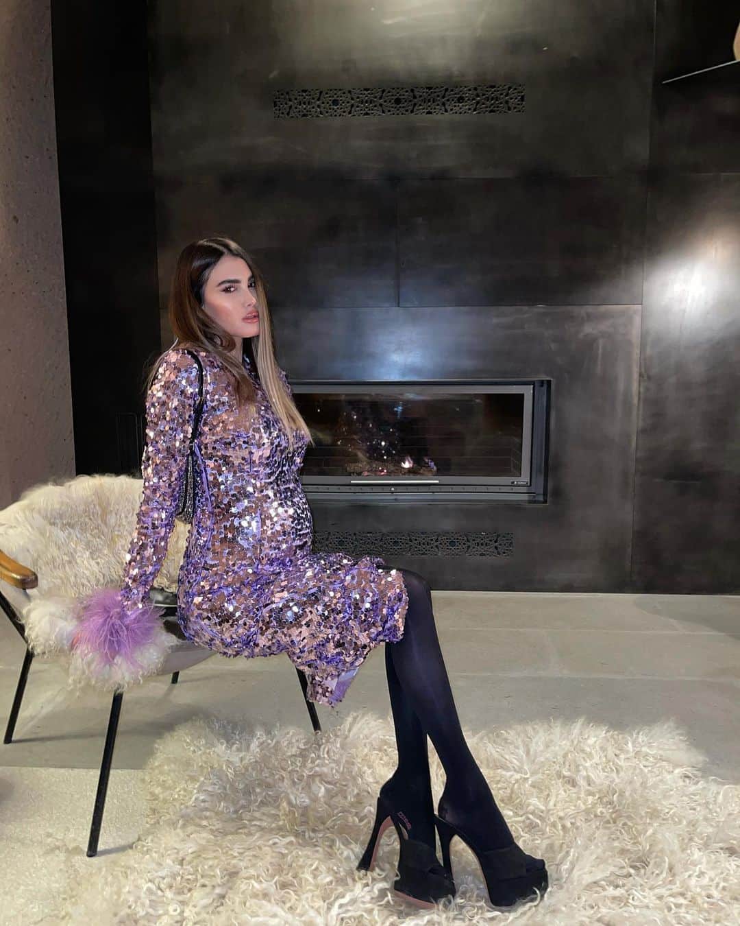Silvia Carusoのインスタグラム：「A very shiny , purple hippo 🦛🎆2022 be good」