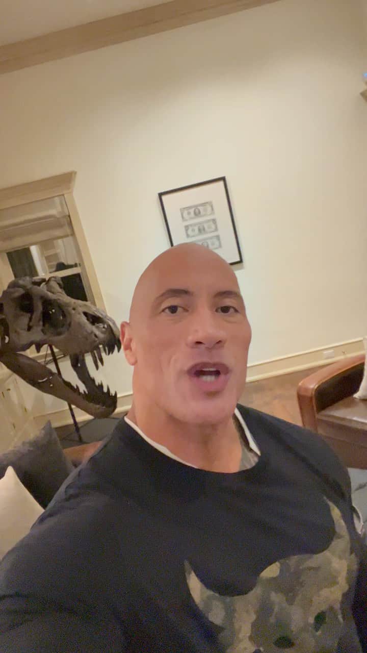 ドウェイン・ジョンソンのインスタグラム：「For all us FOOTBALL FANS 🏈 I got BIG & EXCITING NEWS!!   In exactly 365 DAYS, we will officially kick off our 2023 @XFL TRAINING CAMPS.   As an XFL owner and a man who has put his callused, dinosaur hands in the dirt - I can guarantee you that our XFL PLAYERS will be the hardest and hungriest workers in the room.   Our message to the FOOTBALL NATION ~ we are building our one of kind XFL CULTURE for you.   XFL is watching.   LFG.   #leagueofculture #leagueofexpression  #leagueofpride #hardestworkersintheroom  #hungriestworkersintheroom XFL TRAINING CAMP 2023」