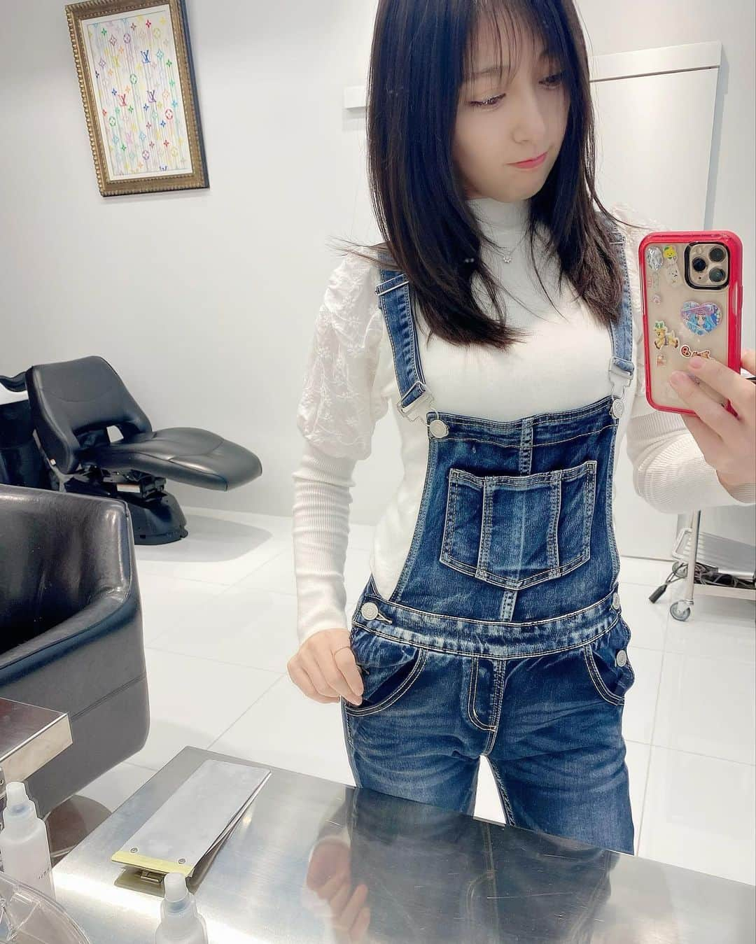 熊田曜子さんのインスタグラム写真 - (熊田曜子Instagram)「hair cut.  #三姉妹　#美容院　#ママ　#見守る　#個室　#サンバレー　#担当　#渋谷　さん」1月4日 14時24分 - kumadayoko