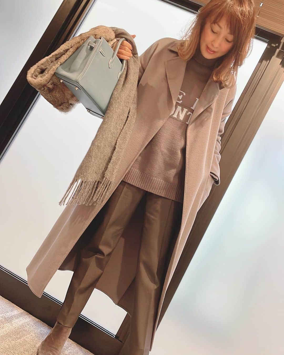 渡辺美奈代さんのインスタグラム写真 - (渡辺美奈代Instagram)「私服  #Minayo select #PLST #HERMES #グレーコーデ」1月4日 22時49分 - watanabe_minayo