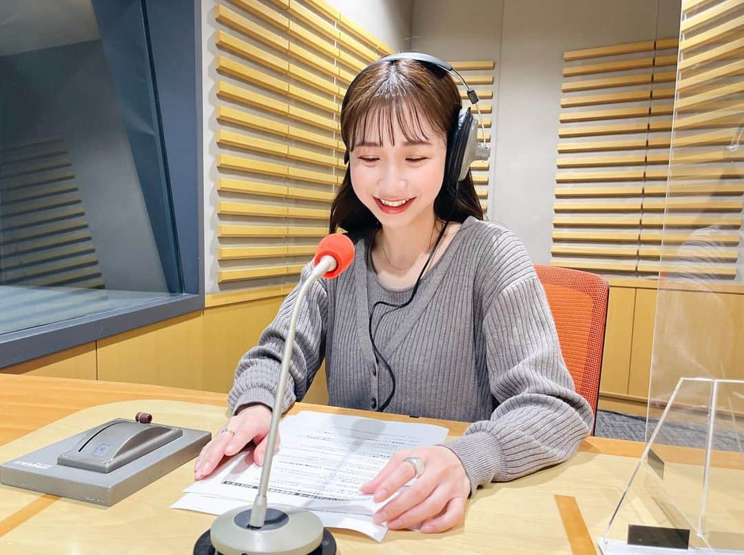 田原可南子さんのインスタグラム写真 - (田原可南子Instagram)「初めてのラジオです📻🎶  ニッポン放送「菊正宗ほろよいイブニングトーク」に出演します。  1月4日(火)〜1月8日(土) 18:48〜5分間の放送です。  菊正宗の日本酒で乾杯して 楽しくゆるりとお話してきました🍶  是非聴いてください☺️」1月4日 16時47分 - kanakotahara